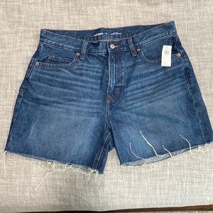 NWT Size 10 Slouchy Straight Old Navy jean Shorts